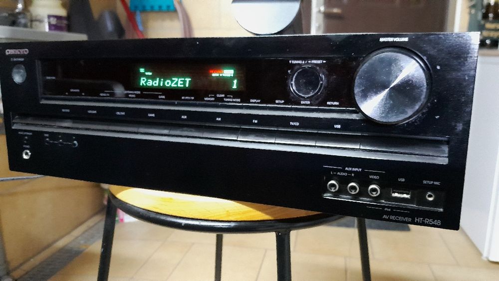 Amplituner 5.1 Onkyo HT-R548