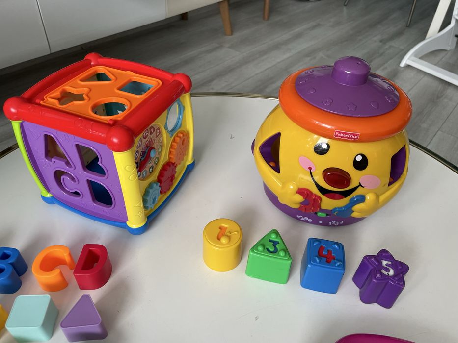 Zabawki grające Montessori  garnuszek na klocuszek laptop sorter Vtech