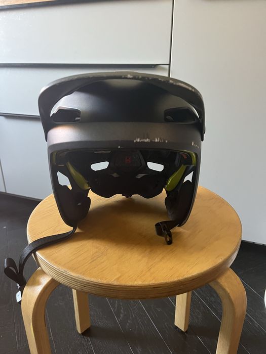 Kask giro tyrant