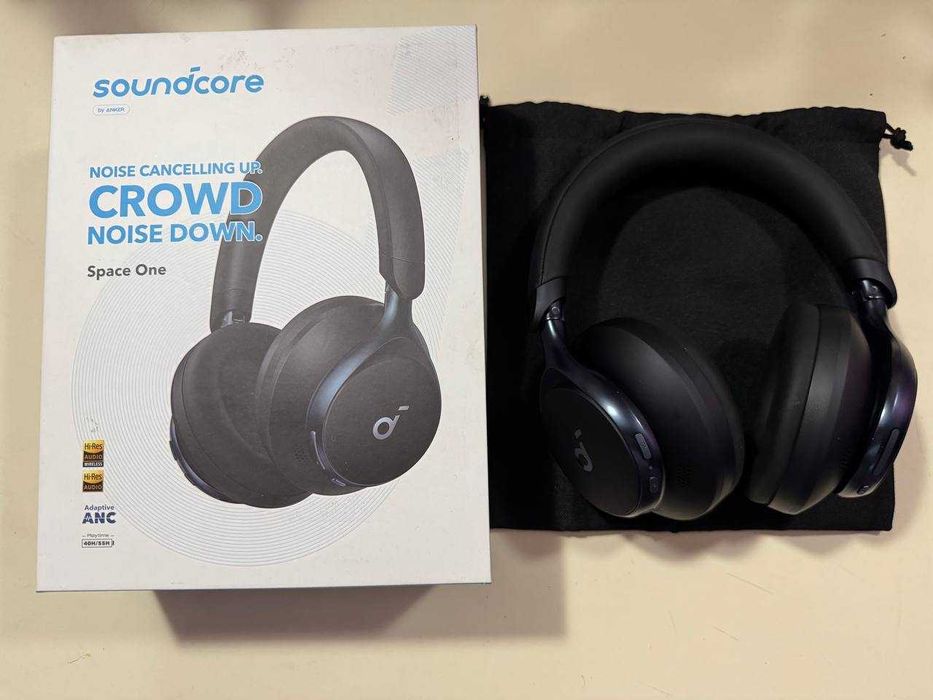 Навушники повнорозмірні бездротові Anker SoundCore Space One Black