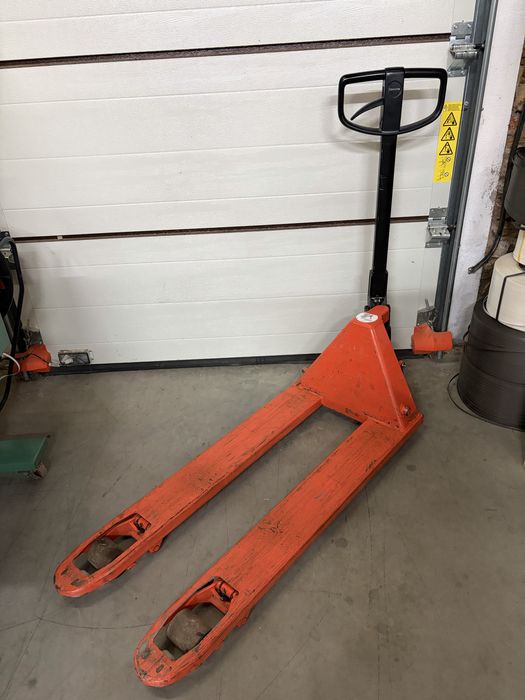 Paleciak toyota lhm 230 sprawny 2300 kg stan super