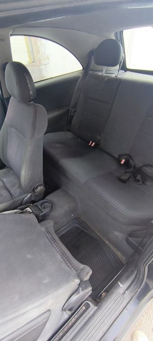 Opel corsa 1 .700 dti para peças ou arranjo  para quem perceba