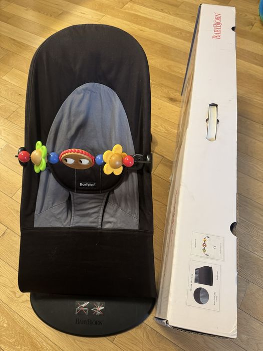 Espreguiçadeira BABYBJÖRN BalanceSoft +Arco Brinquedo +Saco transporte