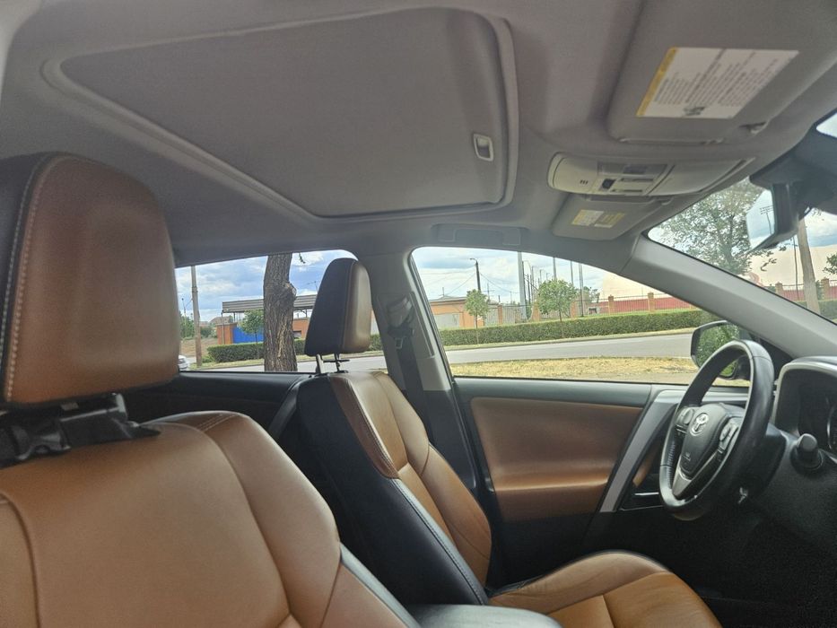 Продам Toyota RAV4 2.5 AWD