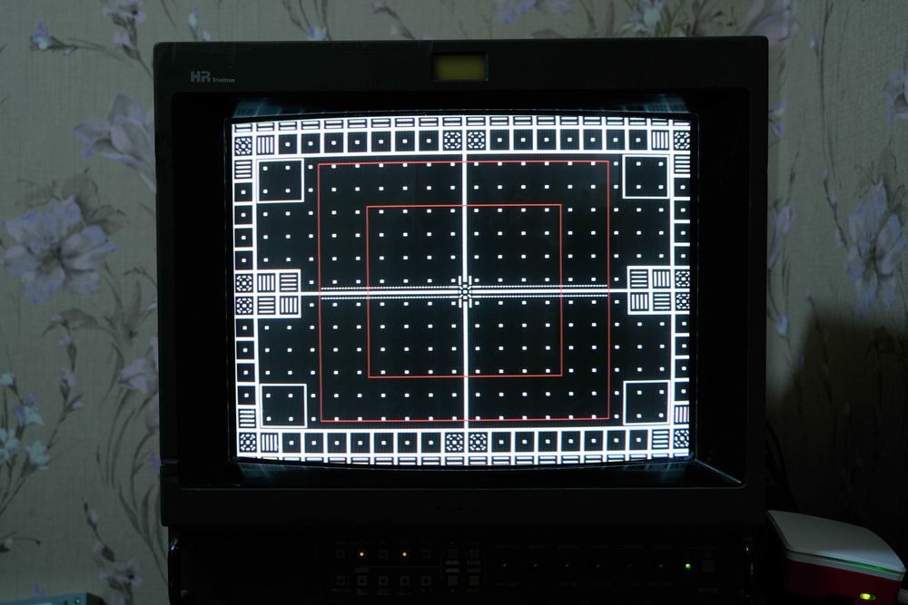 Професійний монітор Sony PVM-1454QM