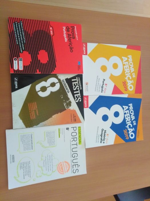 Livros de Apoio Escolar 8º ano