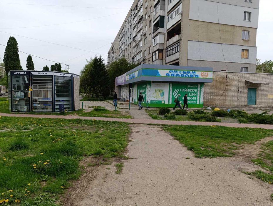 Оренда магазин 54м2 Академіка Вальтера 7.