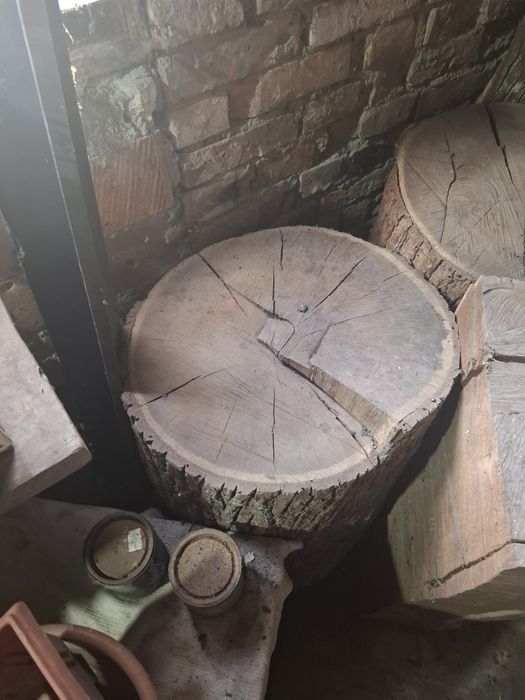 Дуб сухий    кругляком