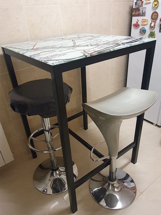 Mesa alta de cozinha