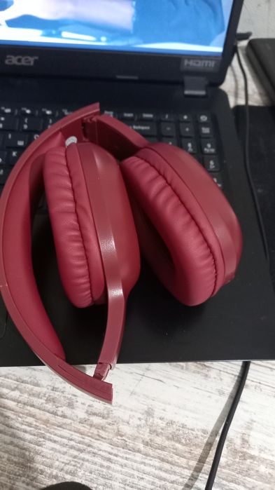 Продам безпровідних повнорозмірні навушники Havit