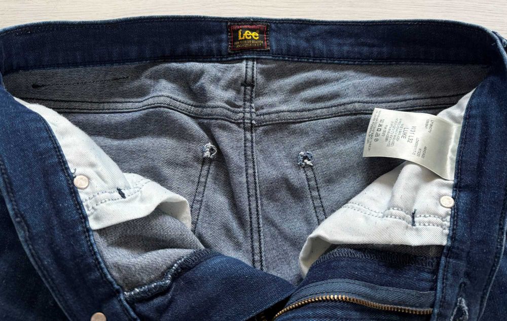 Spodnie jeansowe jeans LEE Luke granatowe W31 L32