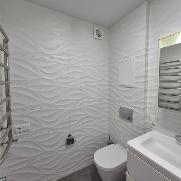 Продам трикімнатну квартиру на ремонтом