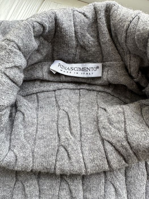 Жіноче вʼязане плаття Rinascimento s-m, в ідеальному стані