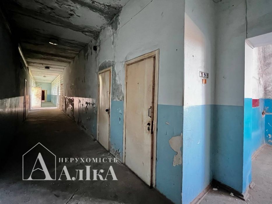 Продам велике виробниче приміщення