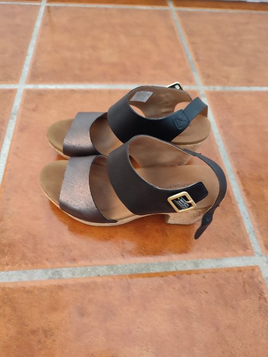 Vendo sandálias de senhora da rockport