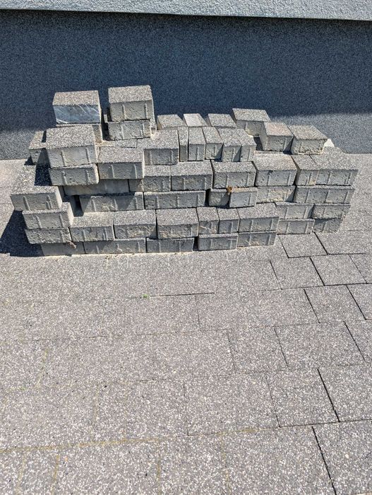 Kostka brukowa 2m2 -dam za darmo