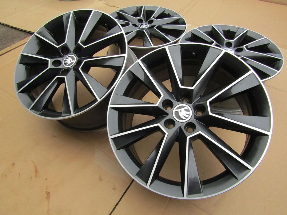4x felgi aluminiowe 17 skoda kamiq 7 j 5x100 et46 / oryginalne