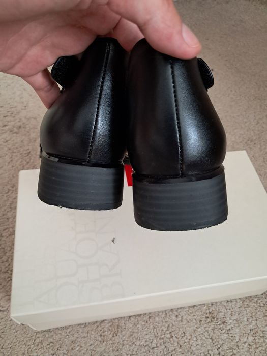 Босоніжки шкіряні 41