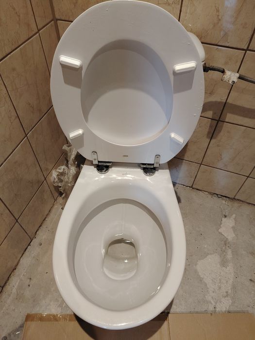 Sprzedam Kompakt Wc.