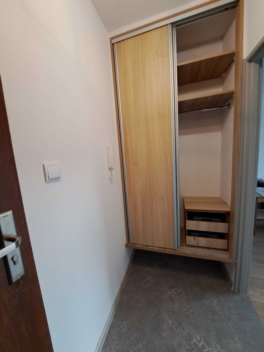 Do wynajęcia słoneczna kawalerka – 30 m², Broniewskiego