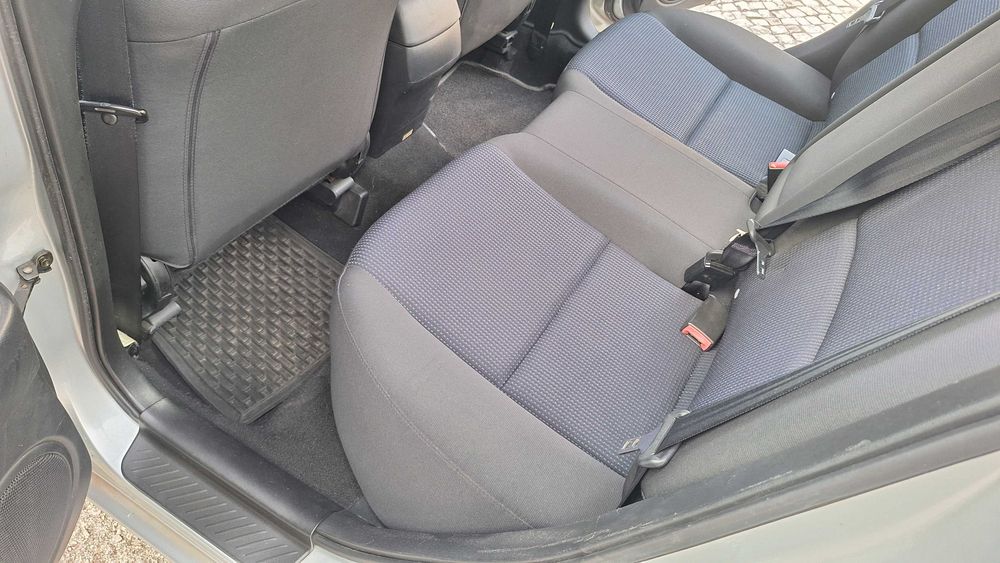 Mazda 3 1.6 GPL/gasolina + Caixa Automática