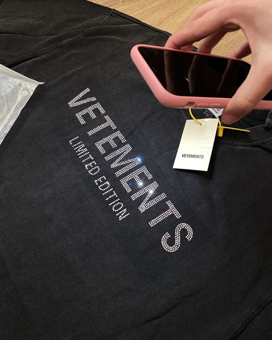 Футболка Vetements зі стразами