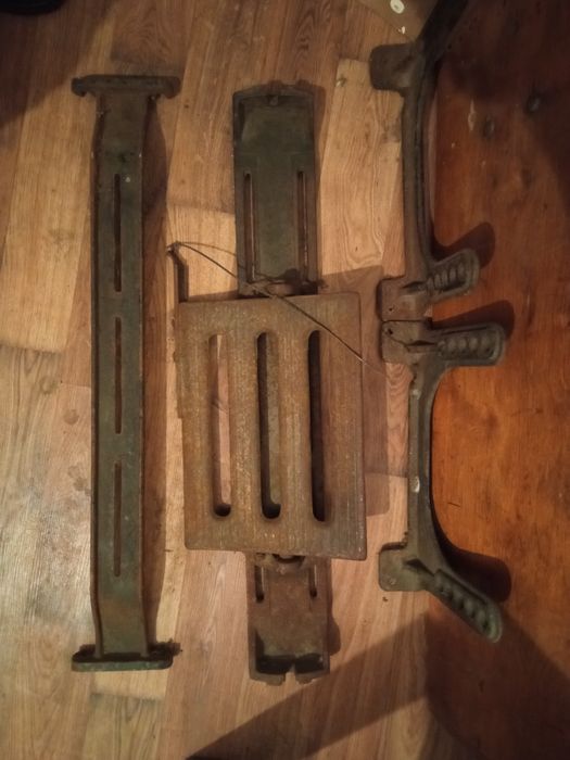 Продам промышленную швейную машинку 22 кл