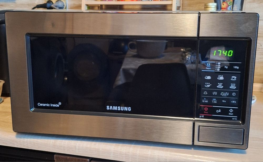 Kuchenka mikrofalowa  SAMSUNG