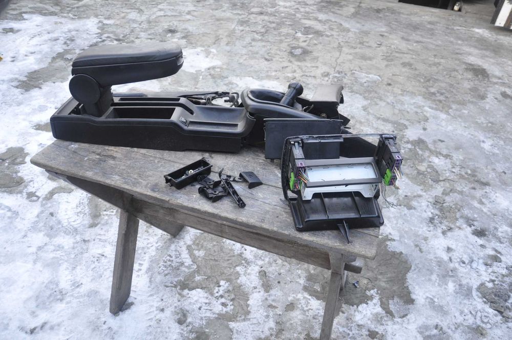 Passat B5 Skóra Alcantara Boczki Podłokietnik Roleta