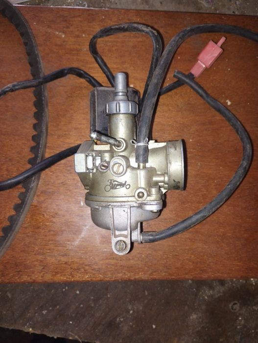 Продам крбиратор і ремень до скутера Хонда діо  27