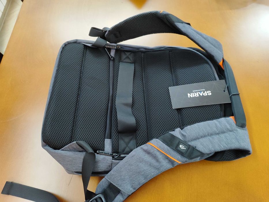 Mochila antirroubo para computador portátil SPARIN de 15,6 polegadas.