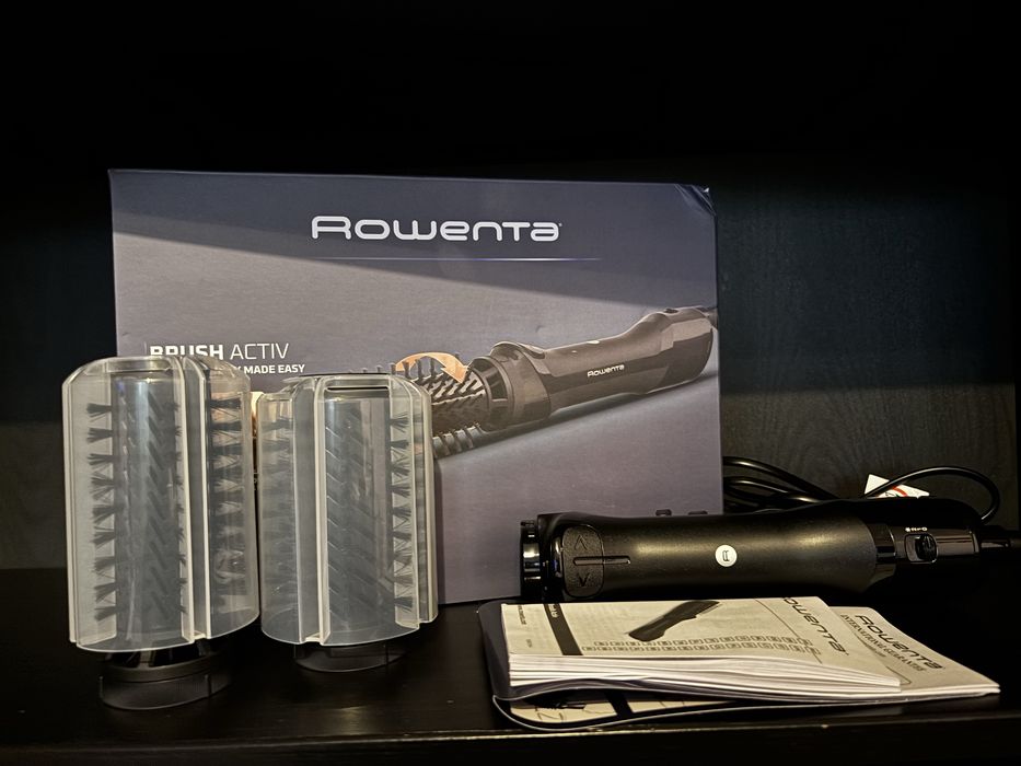 Фен-щітка Rowenta UB9520F0