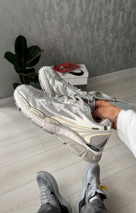 Кросівки off White be right back