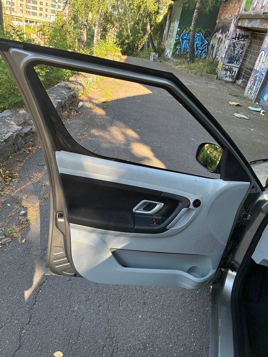 Продам Skoda Roomster 2009 ,1.2 механіка в комплектації Free