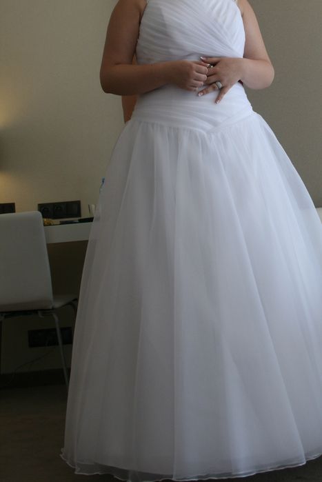 Suknia ślubna plus size klasyczna