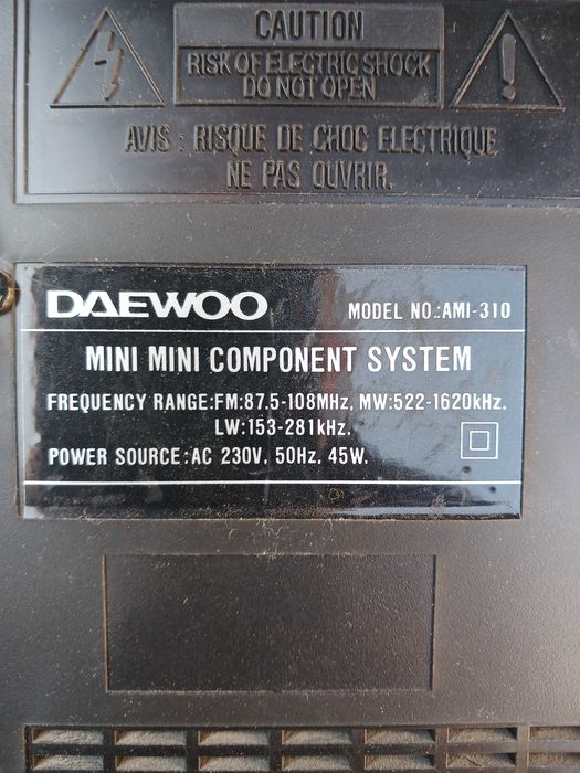 Музыкальнвй центр DAEWOO