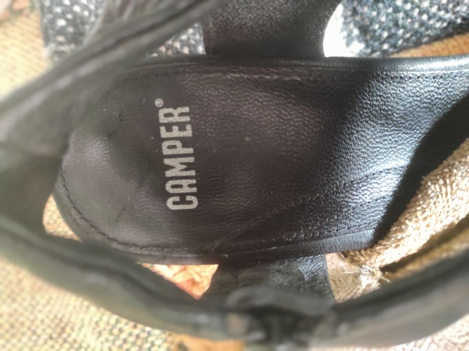 Sandálias de pele genuína