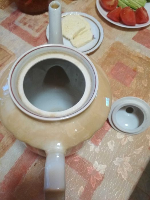 Чайник  большой доливной, Барановка, 2 л, 250 грн.