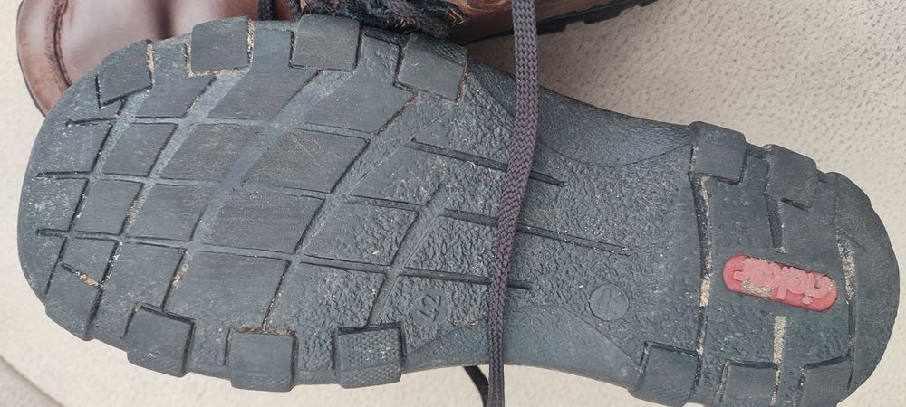Buty skórzane męskie  Rieker 42 42.