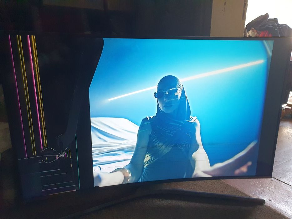 Разбор  LG 43UK6300 UE32EH5307 UE49KU6670