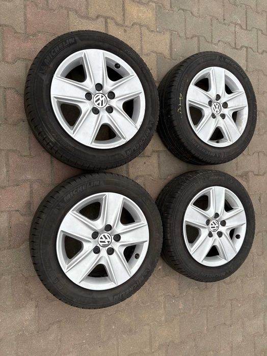 Koła VW Golf V VI Audi A3 felgi strukturalne 205/55/16 Michelin