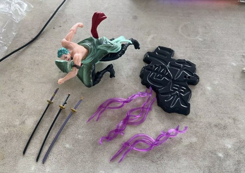 Zoro One Piece 10 cms423055909664204807