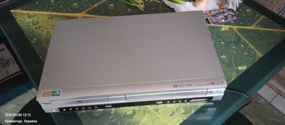 Видео+ DVD (два в одном)програвач LG DC476X  DVD+6HD Hi-Fi video