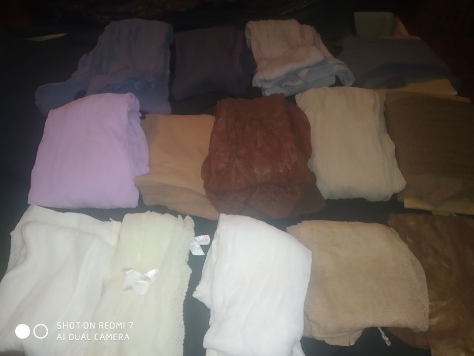 Капронові жіночі  колготки різних кольорів.