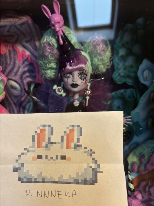 Monster High Twyla Sweet Screams sdcc skullector