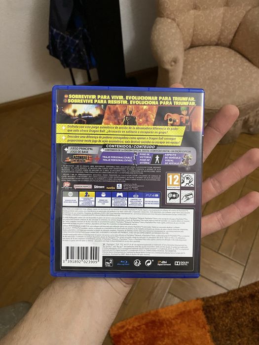 Jogos ps4 , muito bom estado