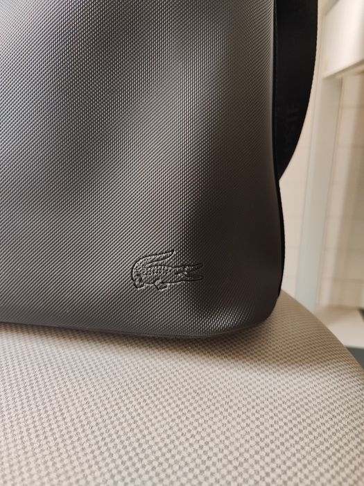 Mala tiracolo Lacoste