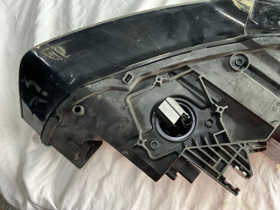 farol Audi A1 (direito)  Referência- 8XA.941.005