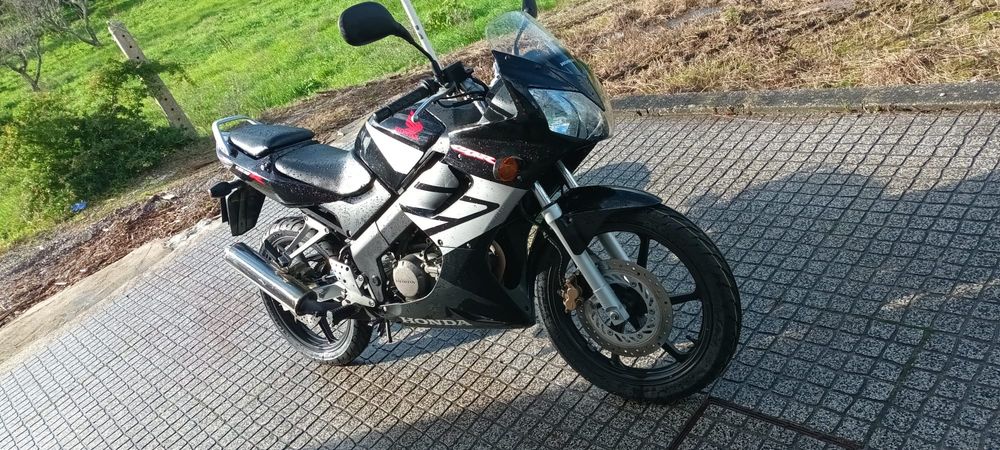 Honda CBR125R 2006