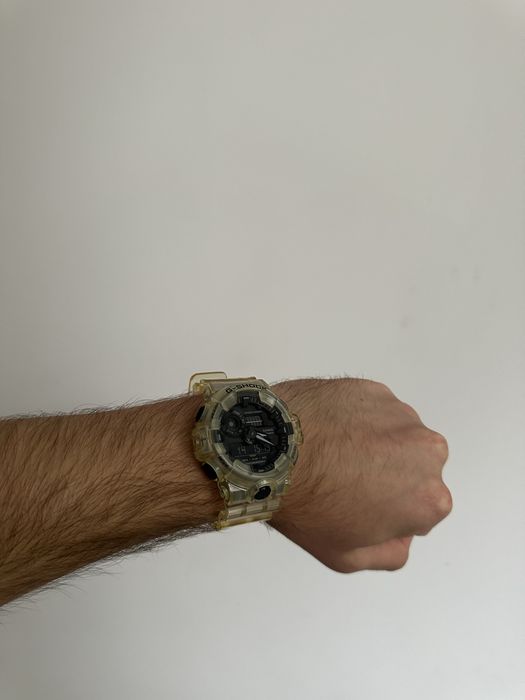 Casio G-SHOCK 700-1BER